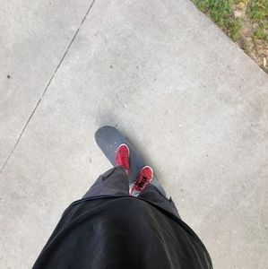 Meet your Posher, Devin